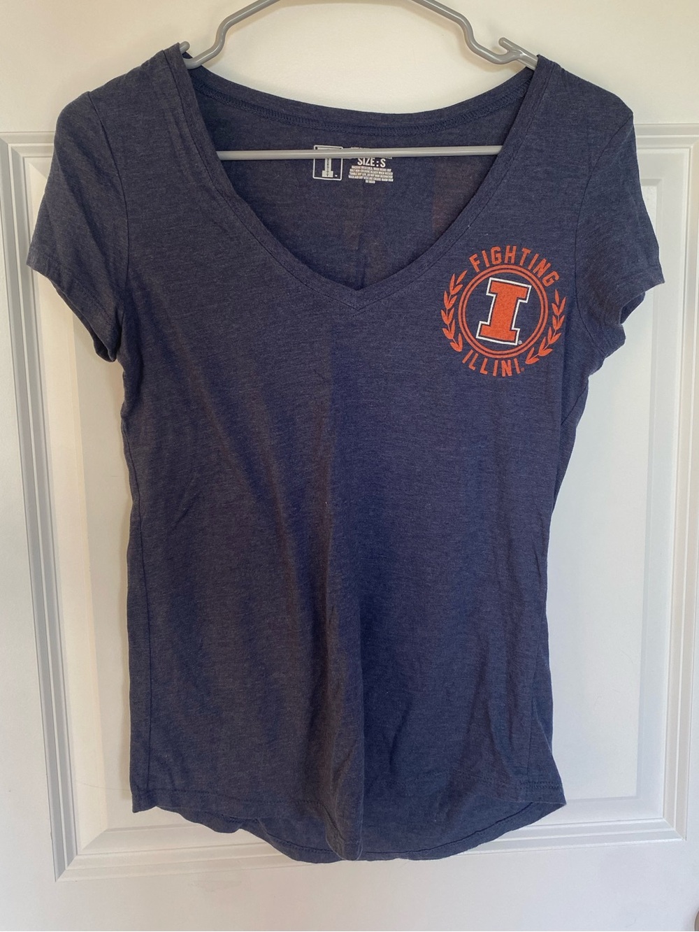 University of Illinois V Neck Tee